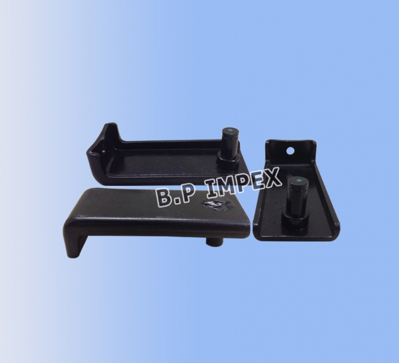 ASSY BRKT ROLLER HOLD ON 
